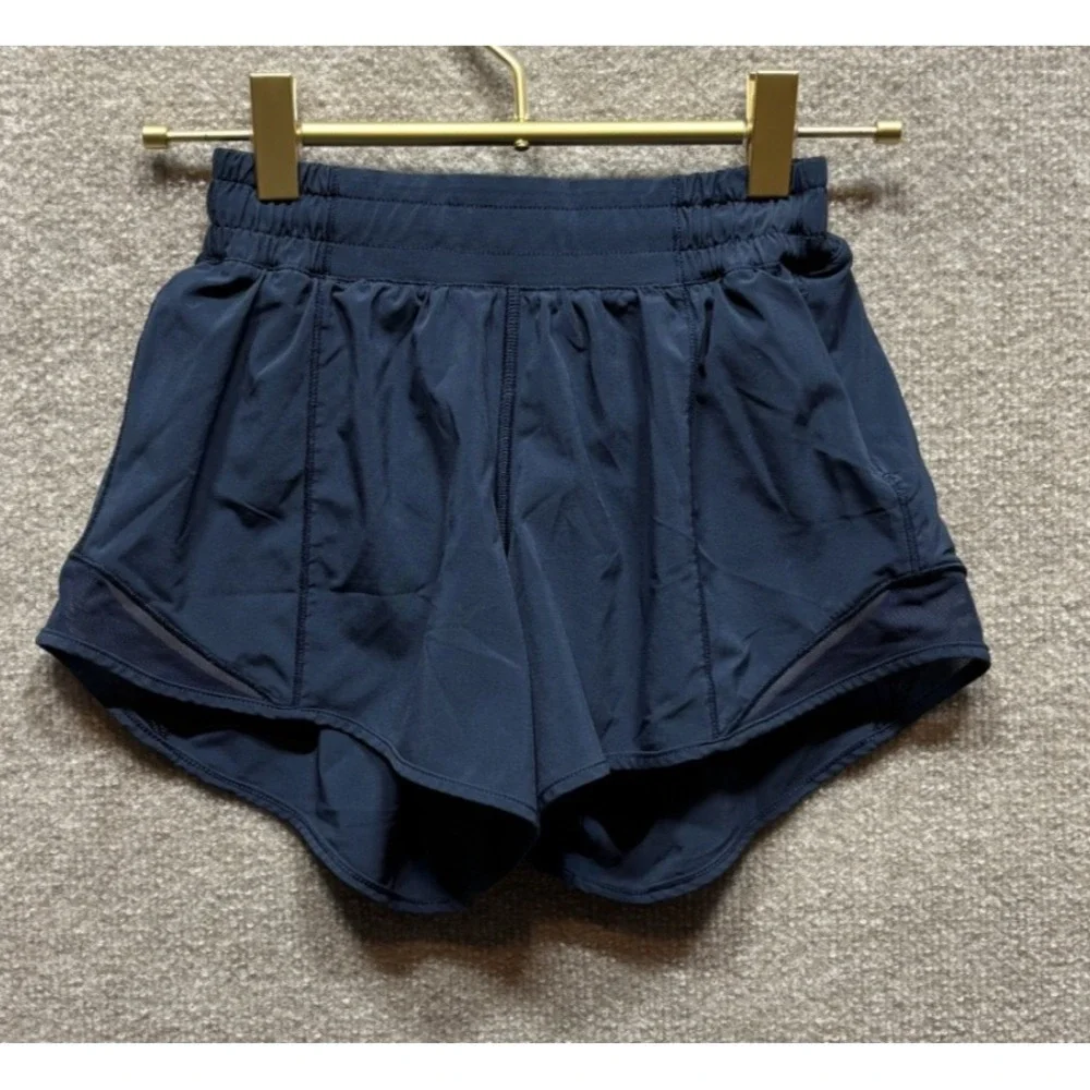 Lululemon Hotty Hot Shorts Womens 2 True Navy 4